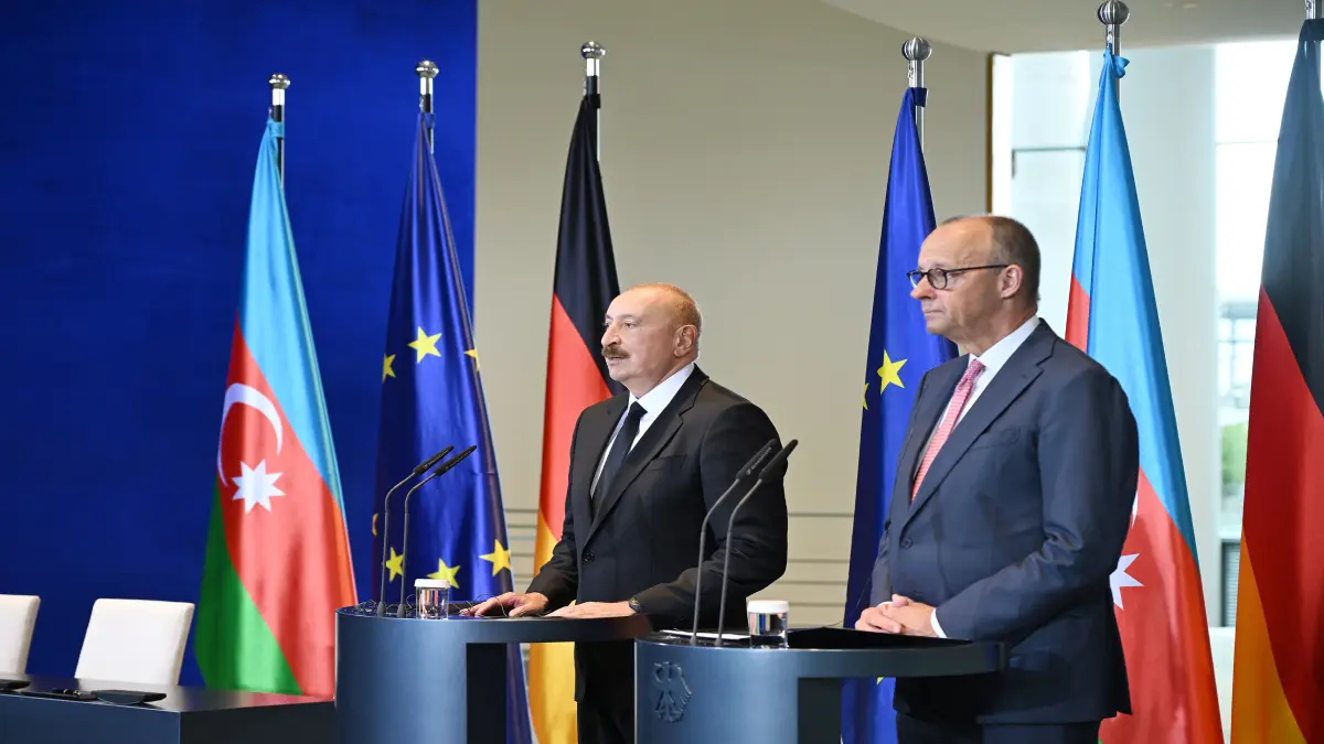 Aliyev Confirms Secret German-Russian Talks in Baku as Merz Denies Knowledge