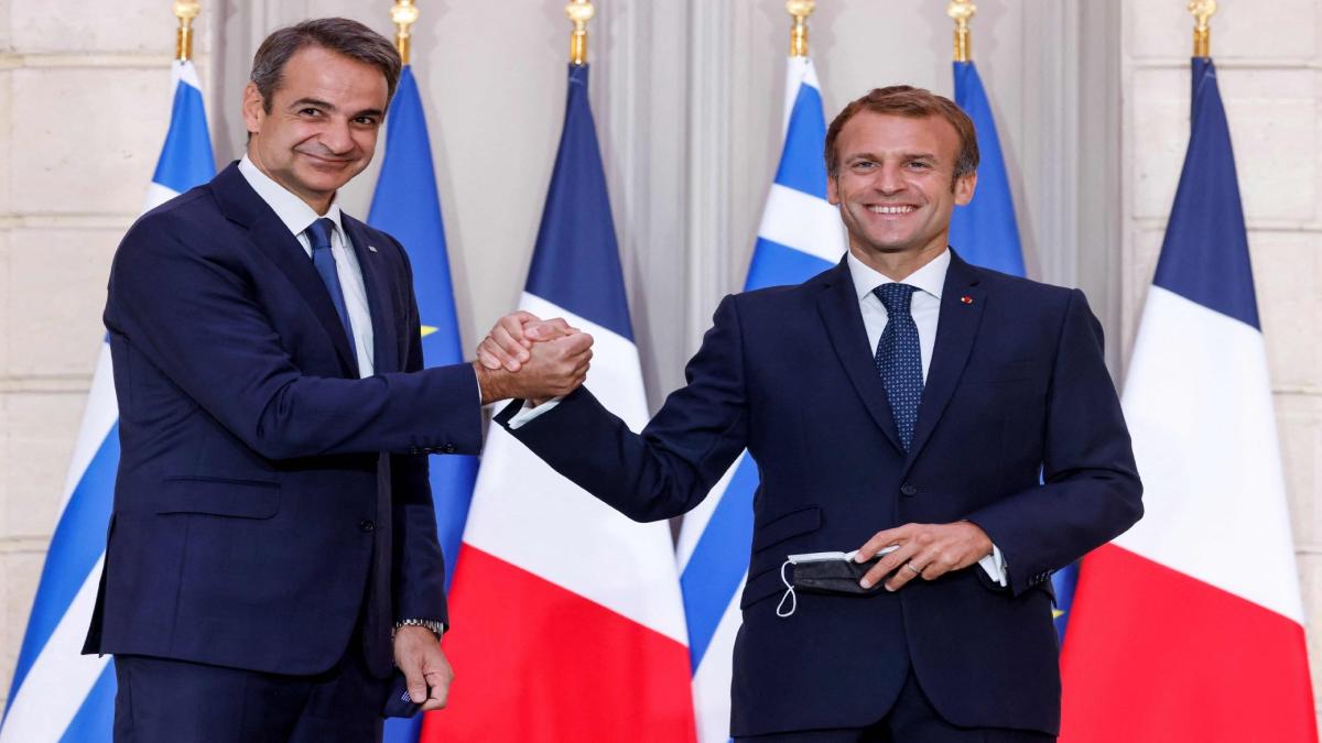 France, Greece Move to Renew 2021 Defence Pact Ahead of Macron’s Athens Visit