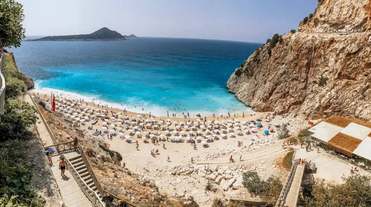 Iran War and Inflation Squeeze Türkiye's Coastal Tourism as Official Data Confirm the Pressure