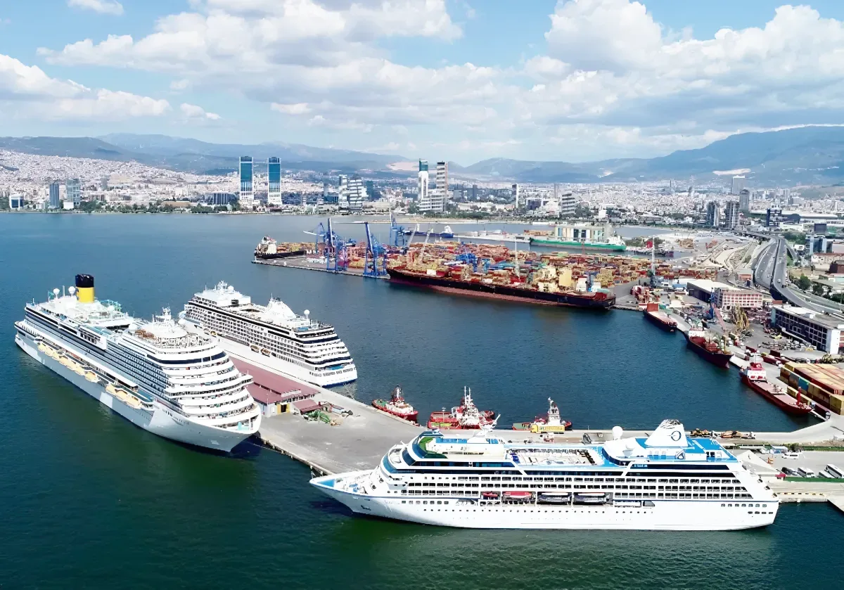 İzmir's Cruise Port Loses Ships as Companies Await Wealth Fund Decision