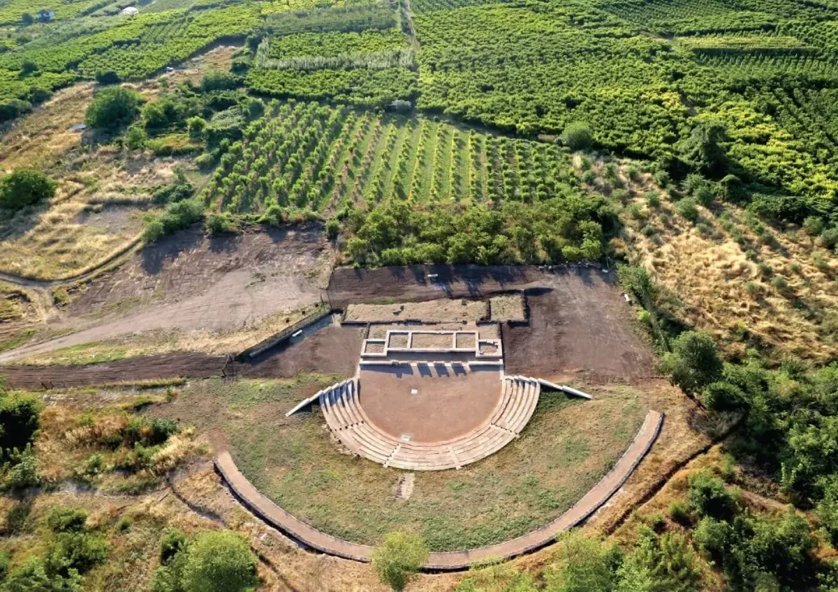 New Finds at Mieza Strengthen Case for Aristotle’s School of Alexander the Great