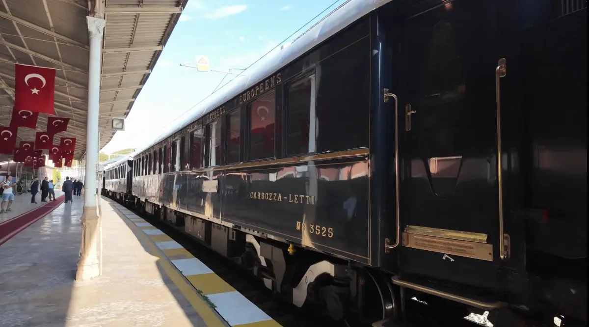 Orient Express to Reach Istanbul September 30 After Five-Night Paris Journey