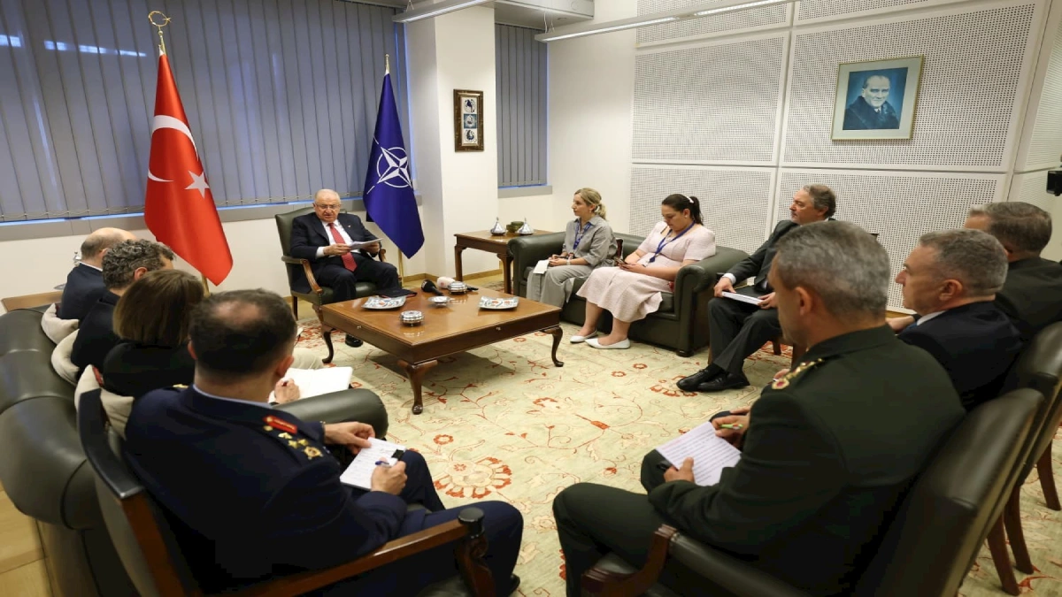 Türkiye Puts France-Cyprus Defense Pact on NATO Summit Track