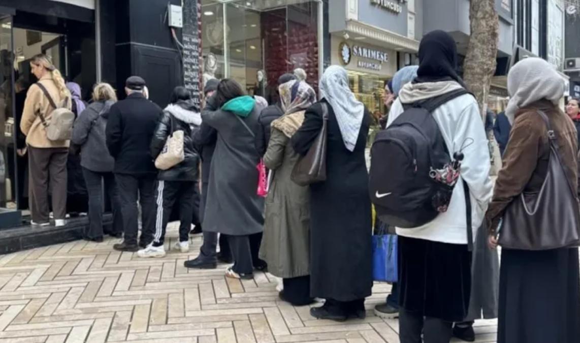 Gold Rush Hits Türkiye as Iran War Fallout Reaches Grand Bazaar