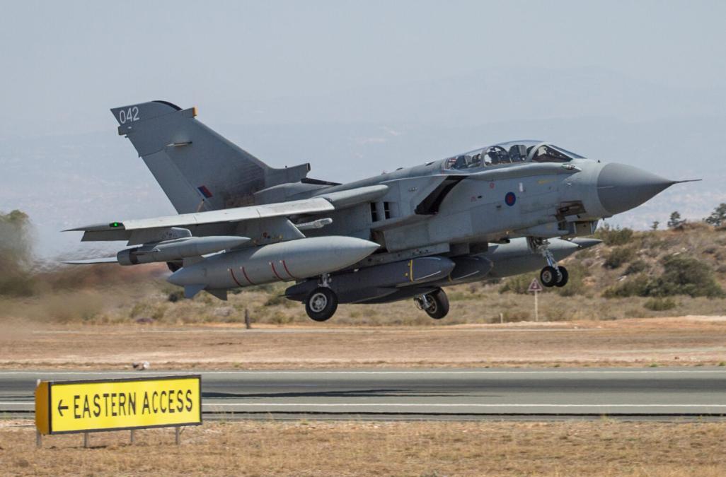 UK’s Iran stance fuels US rift rumors as Greece enters the debate